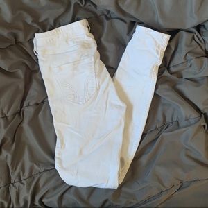 CLEAN WHITE HOLLISTER SKINNY HIGH WAISTED JEANS